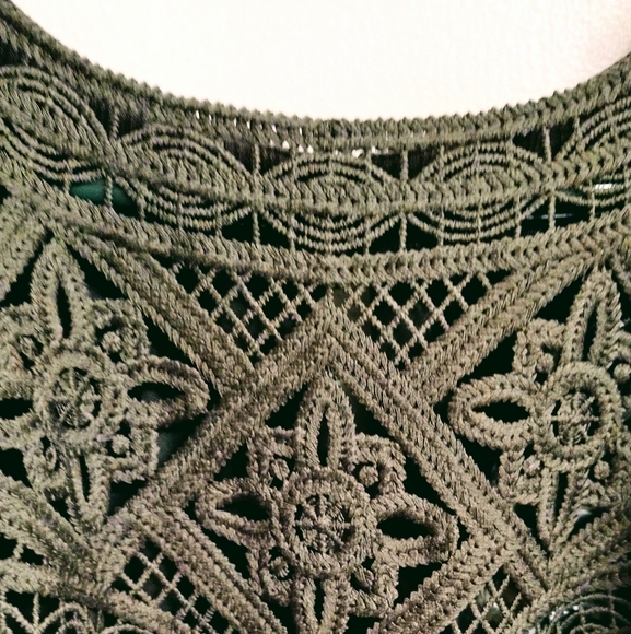 Torrid Green Sleeveless Crochet Yoke Tiered Swing Midi Festival Dress 2X NWT - Picture 2 of 6